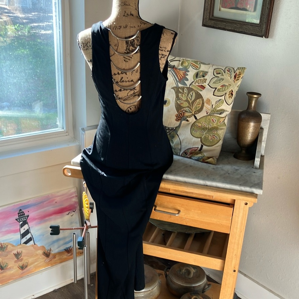 Joseph Ribkoff Black Sleeveless Dress with Streamlined Silhouette!! Sexy 10!